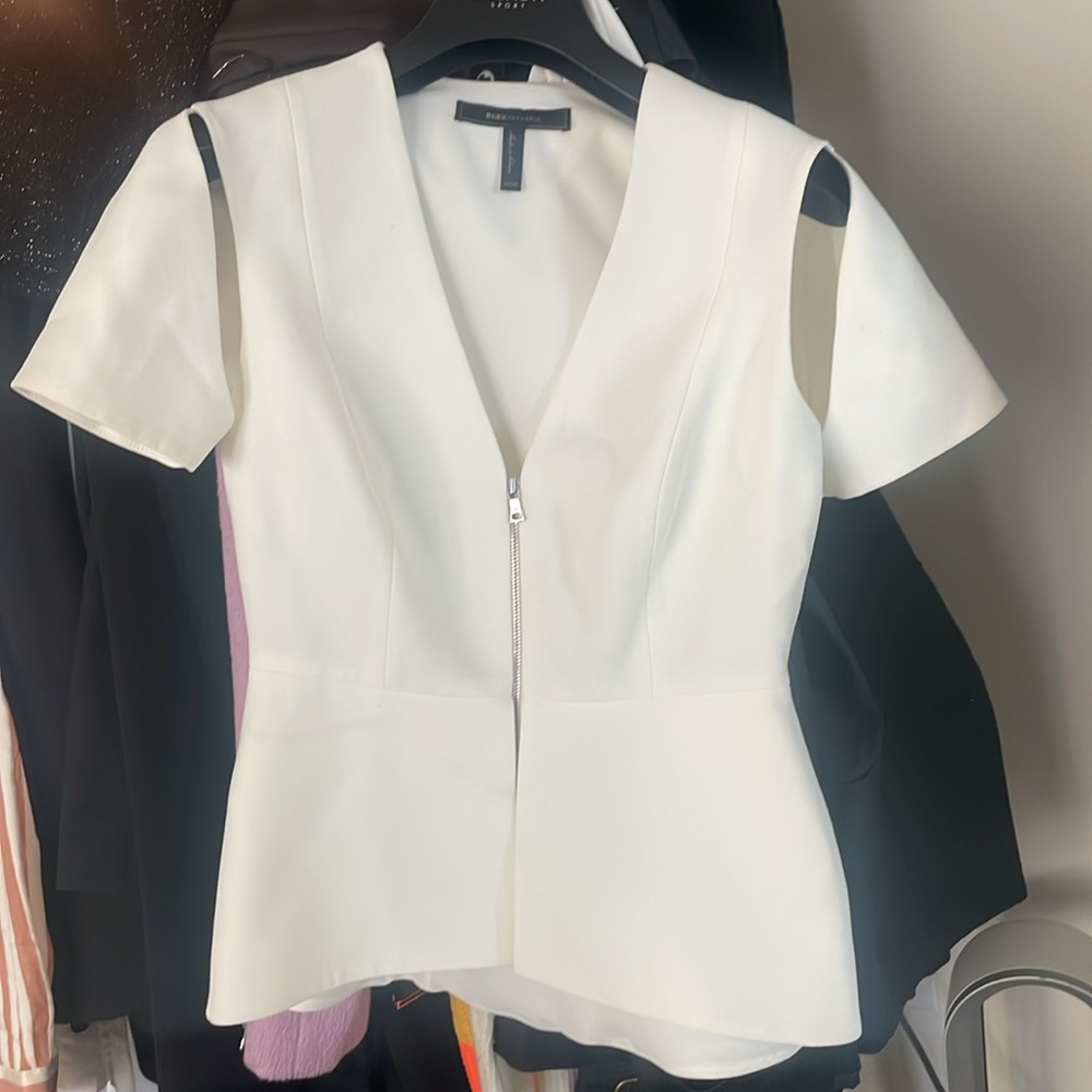 BCBGmaxazria blazer top